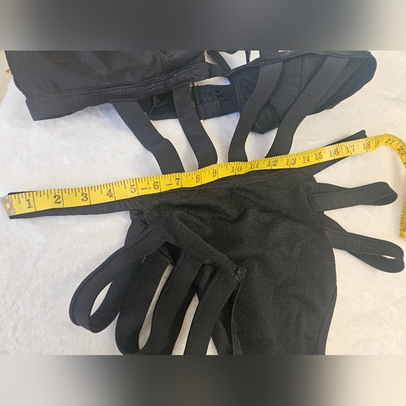 Tabria Mayors- Women's Elegant Black Cut-Out One-Piece Swimsuit Plus Size 2XL - Picture 8 of 10